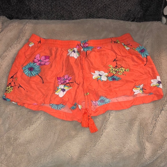 LAST CHANCE 🎉4 for $20 💄 a.n.a lounge shorts, size large - Picture 1 of 5